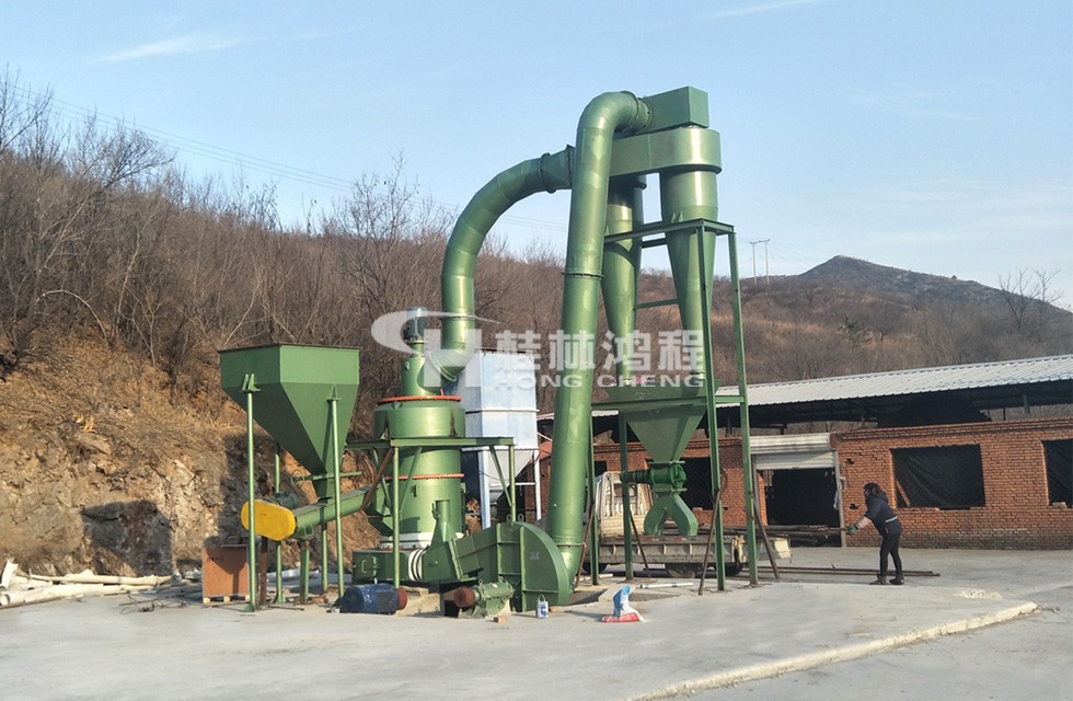 桂林鴻程大型雷蒙粉磨機 HC3200縱擺磨粉機 活性炭磨機 HC3220桂林鴻程大型雷蒙粉磨機 HC3200縱擺磨粉機 果殼活性炭磨機