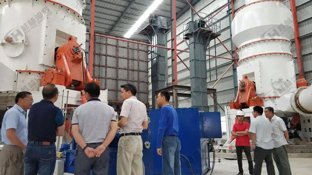 年產(chǎn)30萬(wàn)噸煤制粉系統(tǒng)立式磨機(jī)投資多條生產(chǎn)線(xiàn)組合 年產(chǎn)30萬(wàn)噸煤制粉系統(tǒng)立式磨機(jī)投資多條生產(chǎn)線(xiàn)組合