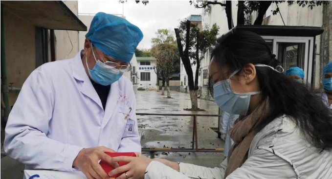 桂林確診的全部32例新冠肺炎病人中,收治在南溪山醫(yī)院的22名患者全部治愈出院。 桂林確診的全部32例新冠肺炎病人中,收治在南溪山醫(yī)院的22名患者全部治愈出院。